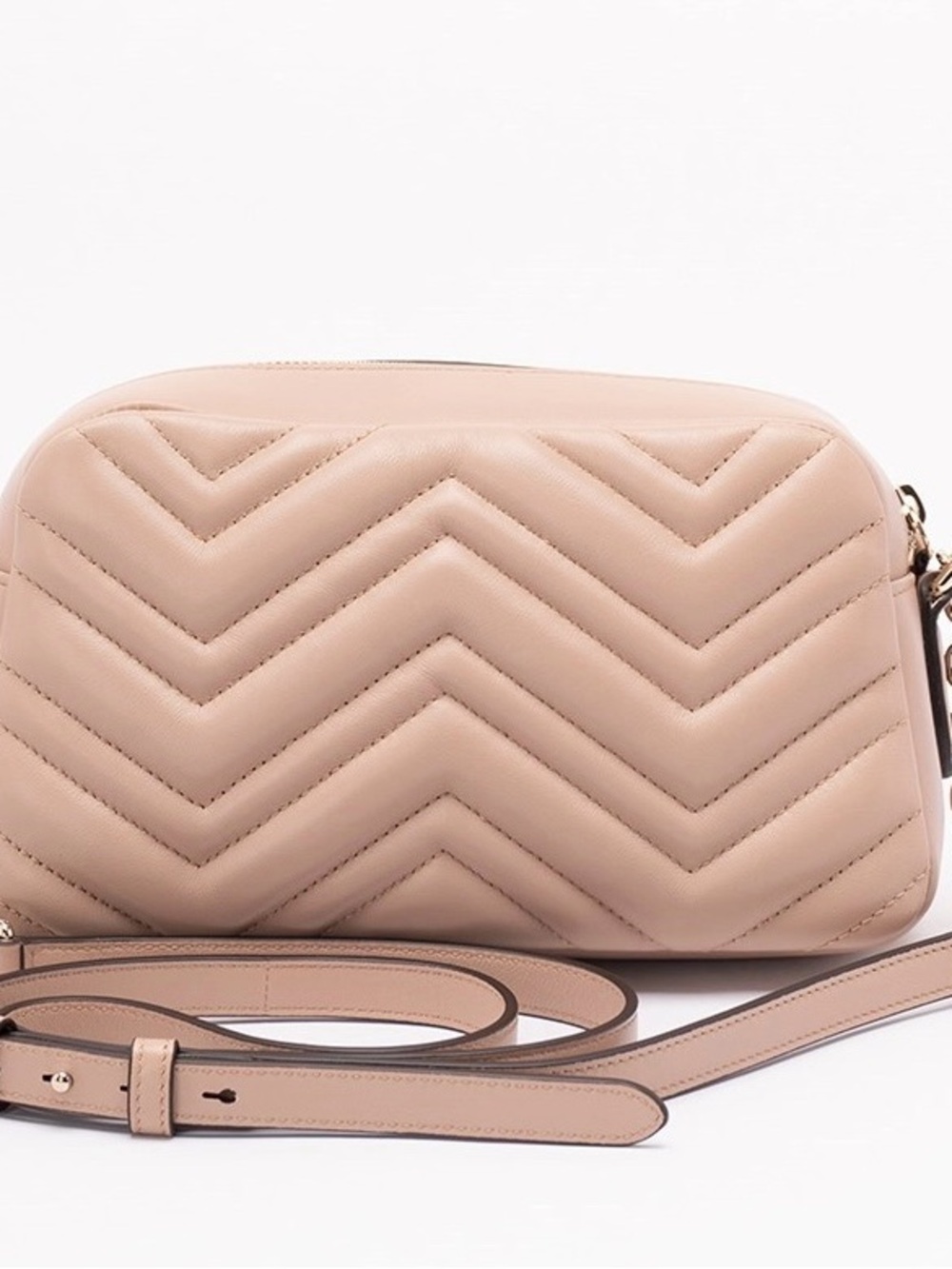 GUCCI Marmont small GG logo quilted leather camera bag - Picture 8 of 9